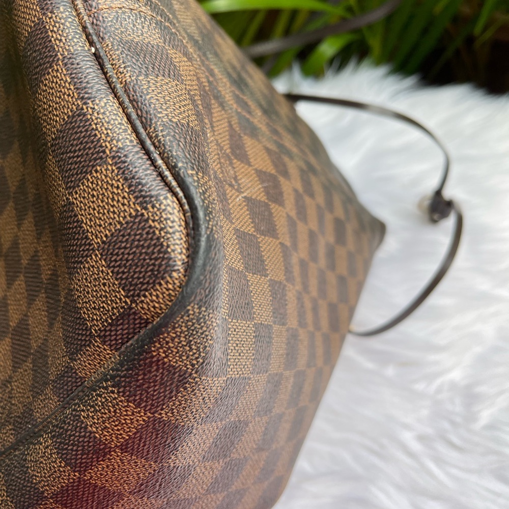 Louis Vuitton Neverfull GM - Picture 13 of 16